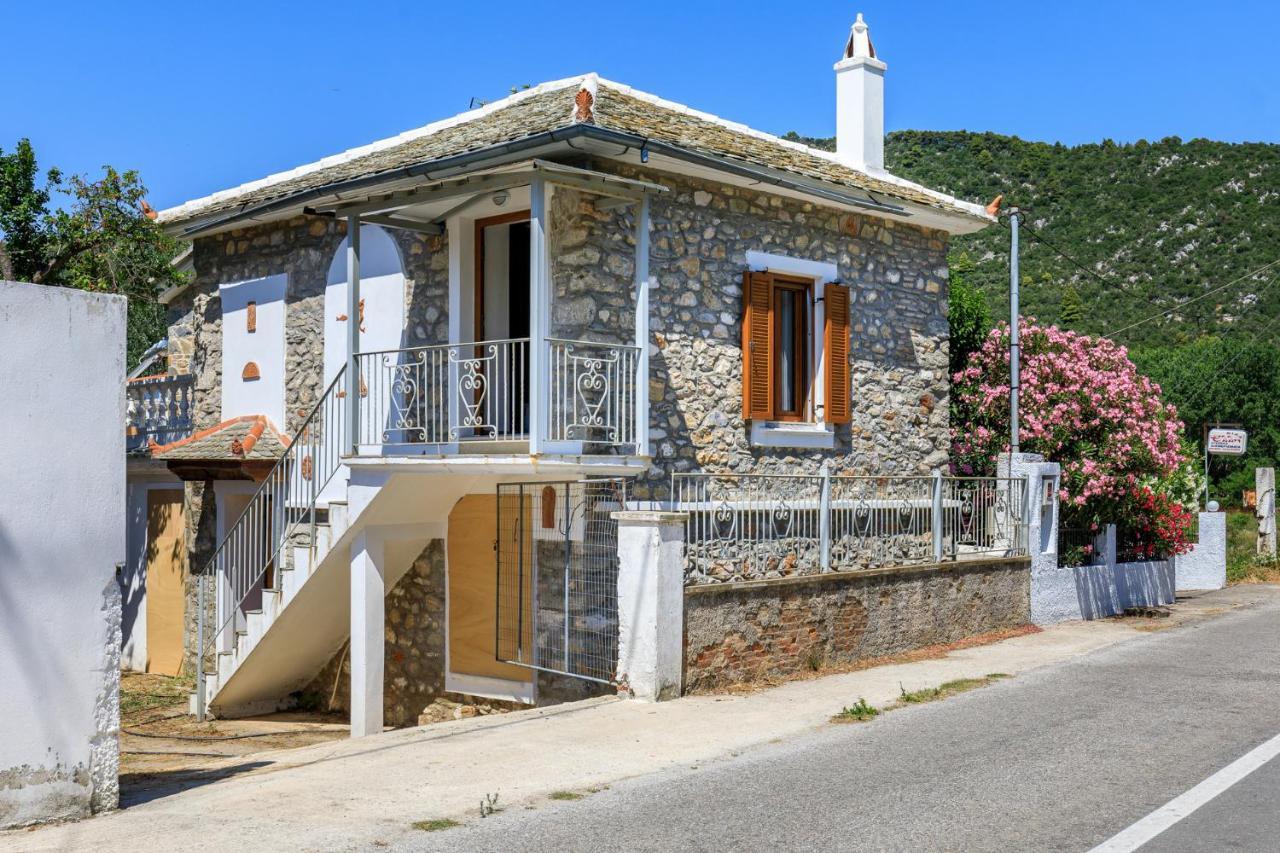 Konstantina Yard Studio Stafylos Exterior foto